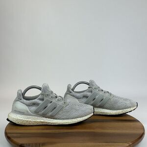 Womens Adidas Ultraboost 3.0 Gray Athletic Running Sneakers Shoes Size 9.5 M GUC